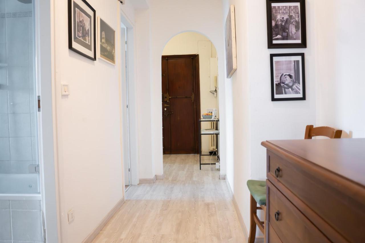 Nonna Pina Guest House Moderno Appartamento Vicino Metro AWifi,Netflix 로마 외부 사진