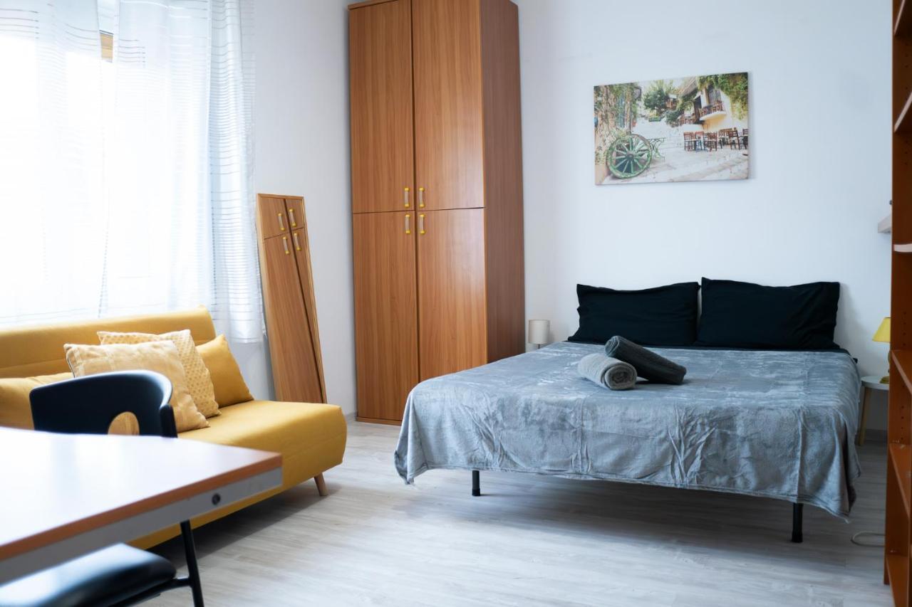Nonna Pina Guest House Moderno Appartamento Vicino Metro AWifi,Netflix 로마 외부 사진
