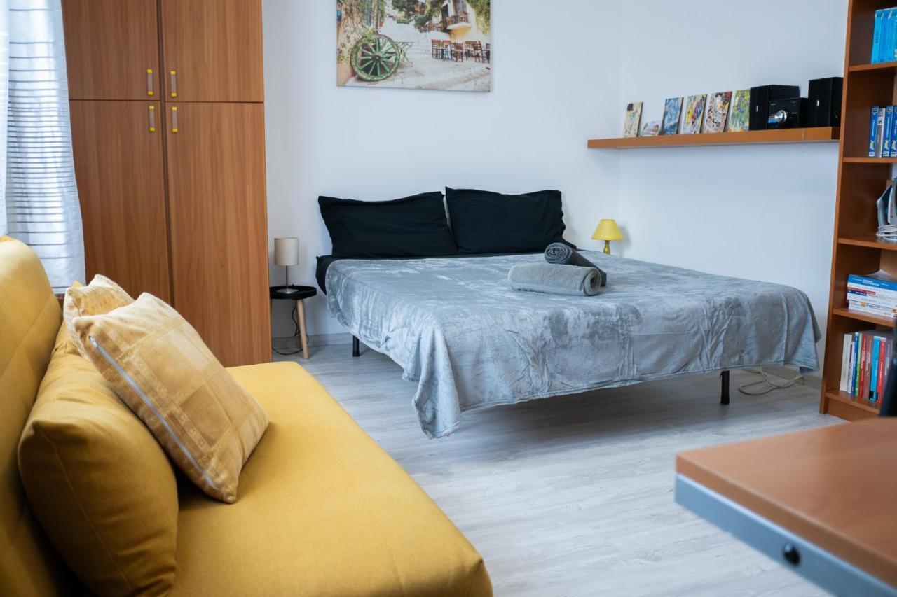 Nonna Pina Guest House Moderno Appartamento Vicino Metro AWifi,Netflix 로마 외부 사진