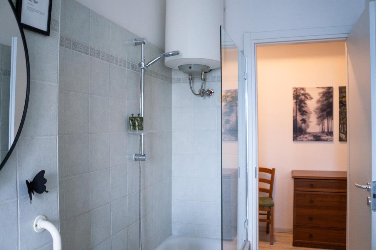 Nonna Pina Guest House Moderno Appartamento Vicino Metro AWifi,Netflix 로마 외부 사진