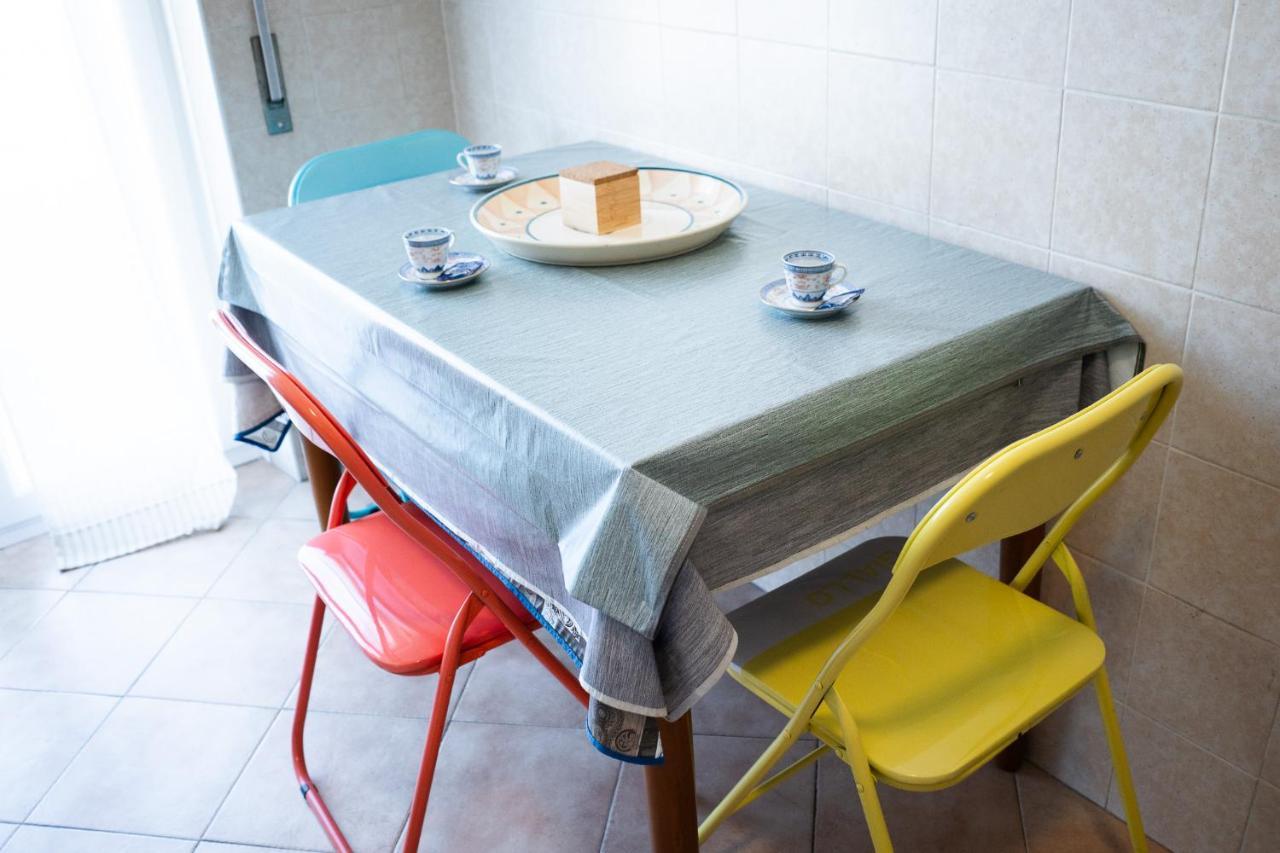 Nonna Pina Guest House Moderno Appartamento Vicino Metro AWifi,Netflix 로마 외부 사진